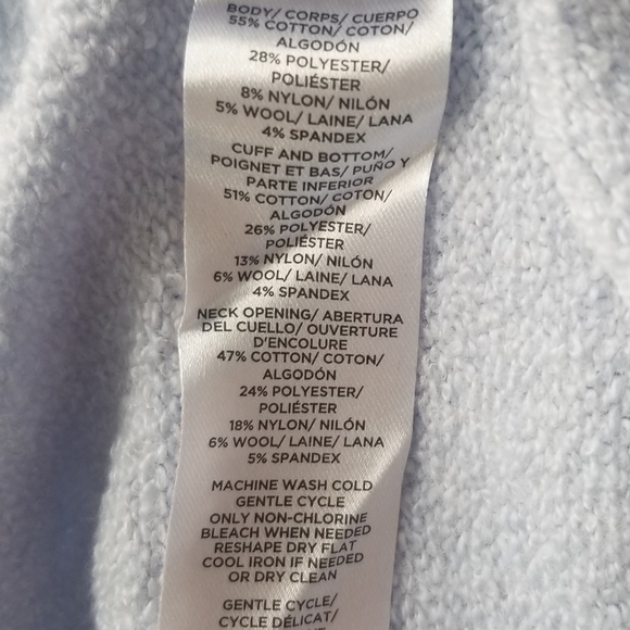 Loft Sweater. V-Neck. Oversized. Side Slits. Ribbed Trim. Soft and Stretchy. XS. - Picture 9 of 9